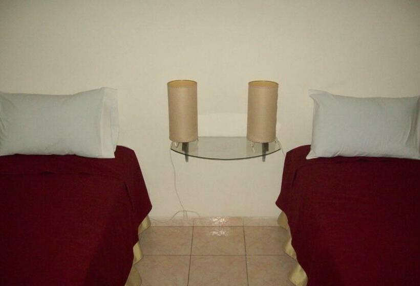 침실 1개 아파트, Muras Apart