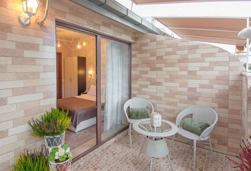 اتاق استاندارد با بالکن, King David  By Dnt Group