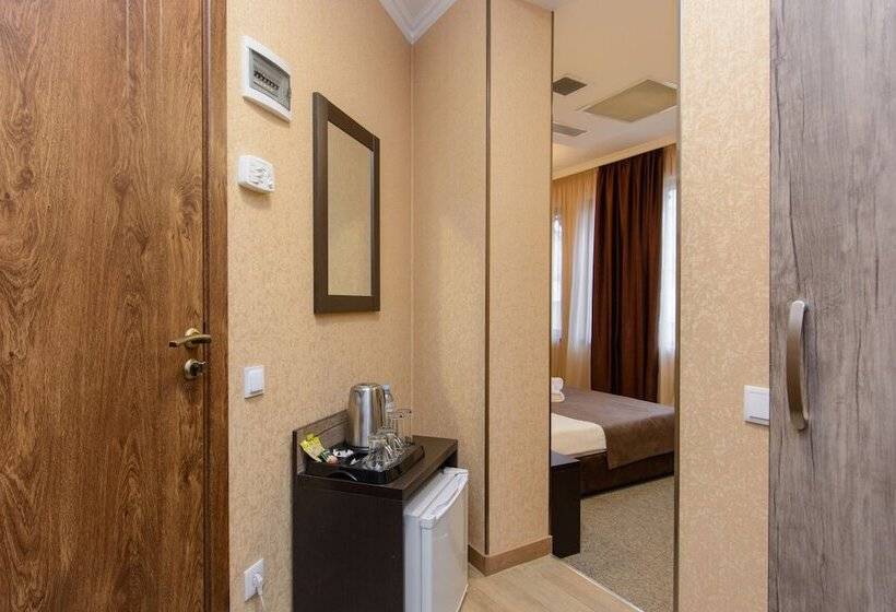 اتاق استاندارد سه نفره, King David  By Dnt Group