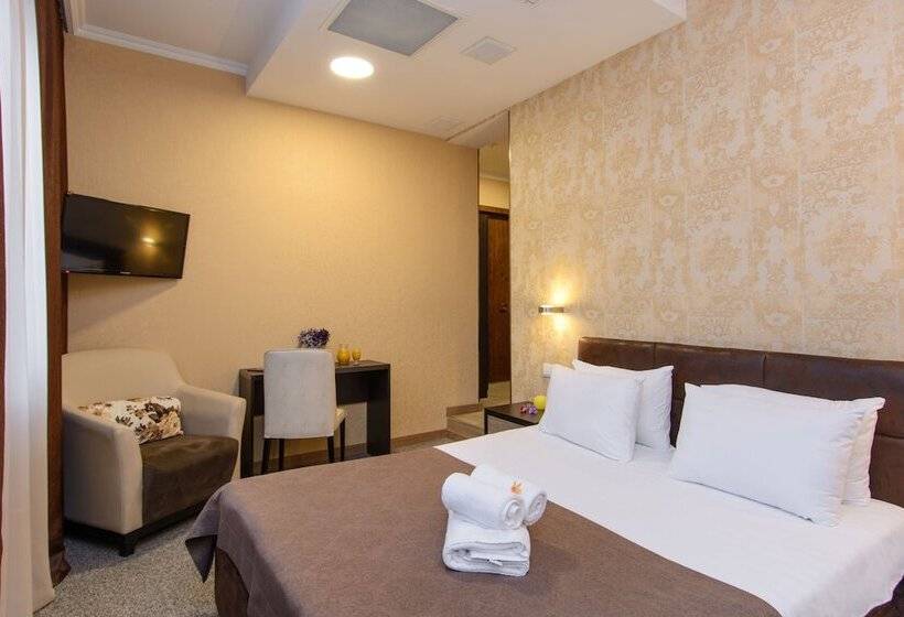 اتاق استاندارد سه نفره, King David  By Dnt Group