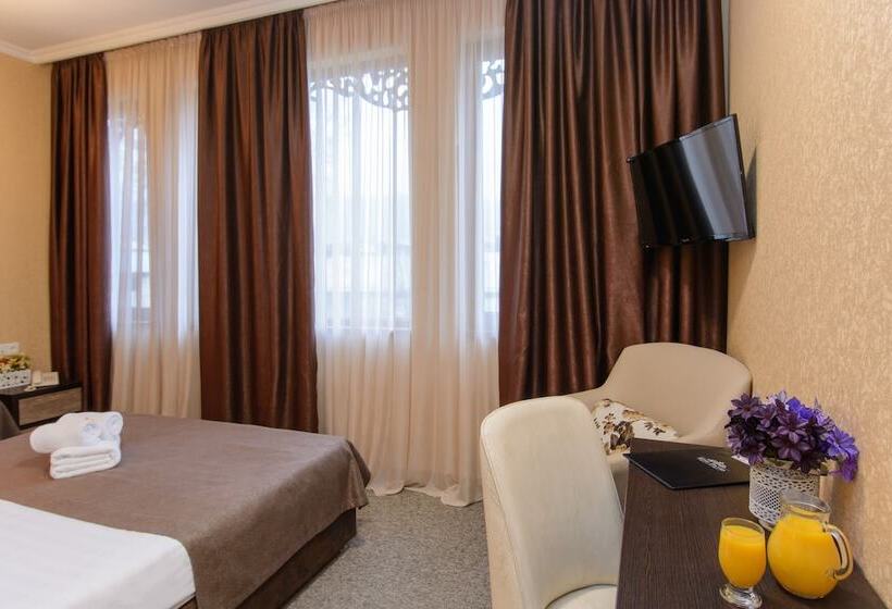 اتاق استاندارد سه نفره, King David  By Dnt Group