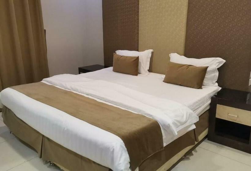 דירת חדר, قولدن إم 1 للشقق المخدومة