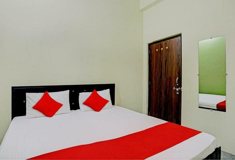 トリプルクラシックルーム, Oyo Flagship Ub Inn & Restaurant