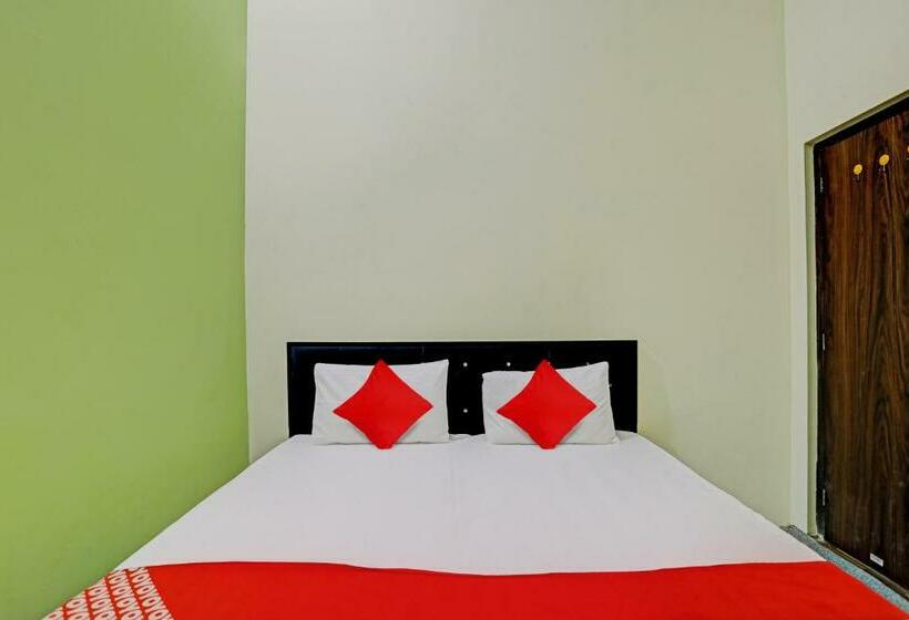 トリプルクラシックルーム, Oyo Flagship Ub Inn & Restaurant