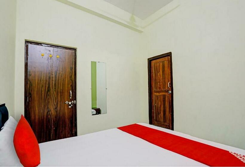 トリプルクラシックルーム, Oyo Flagship Ub Inn & Restaurant