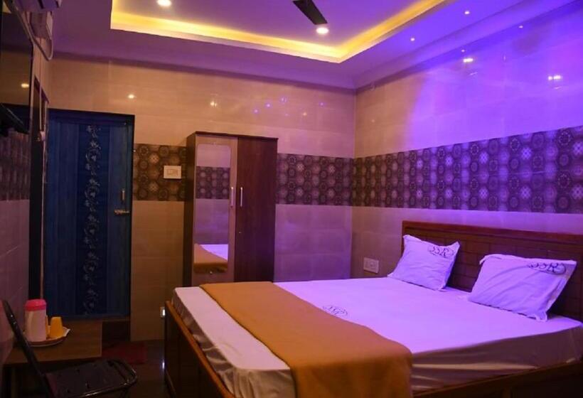 スタンダード４人部屋, Sri Sai Ram Residency Rameswaram