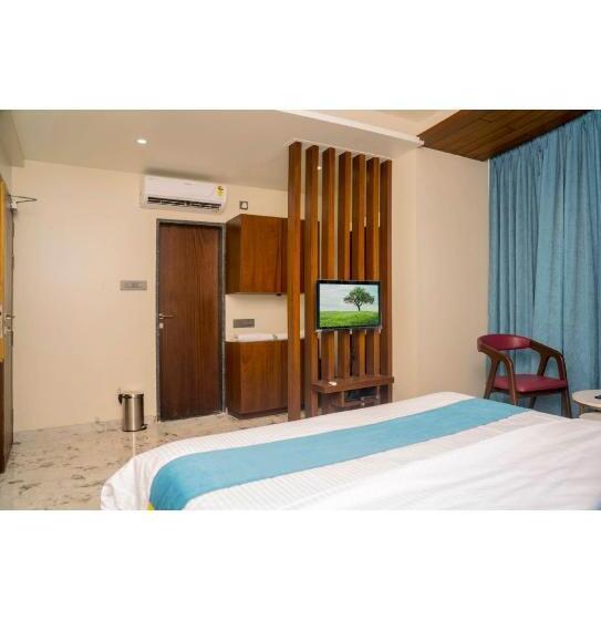 Номер Deluxe, Yashoda Pune