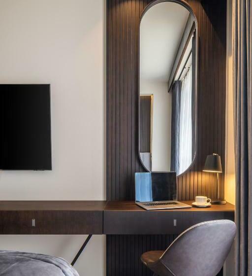 اتاق سوپریور, Derand