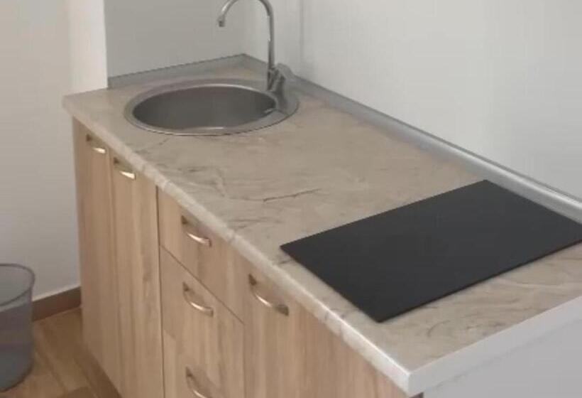 آپارتمان 1 خوابه با چشمانداز دریا, Apart Hotels Locco Guinness