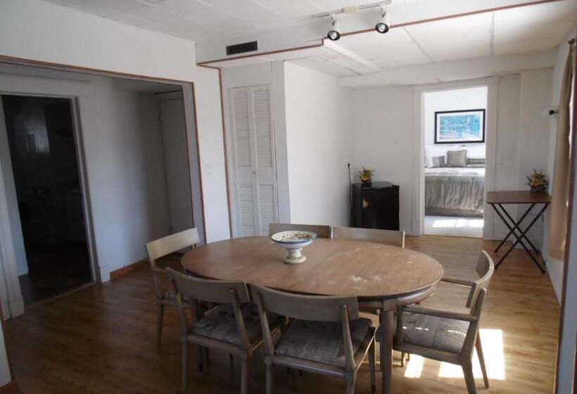 Family Suite, Sunset Inn