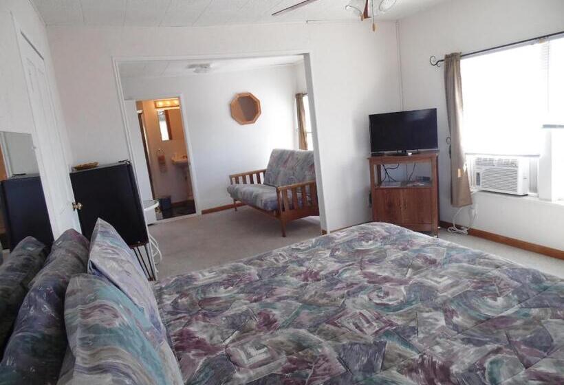 غرفة قياسية رباعية, Sunset Inn