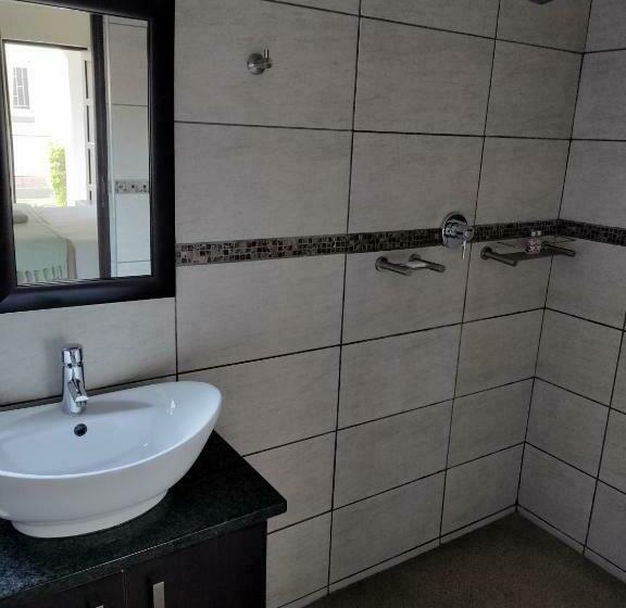 ファミリールーム, Onverwacht Boutique