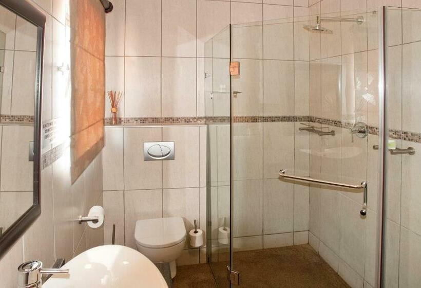 キングサイズベッドのスタンダードルーム, Onverwacht Boutique