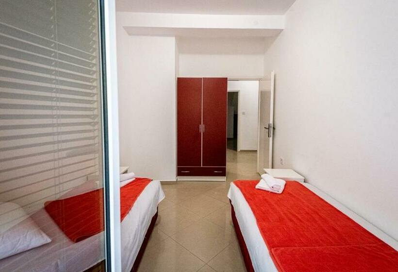 اتاق استاندارد, Prijevor Apartments