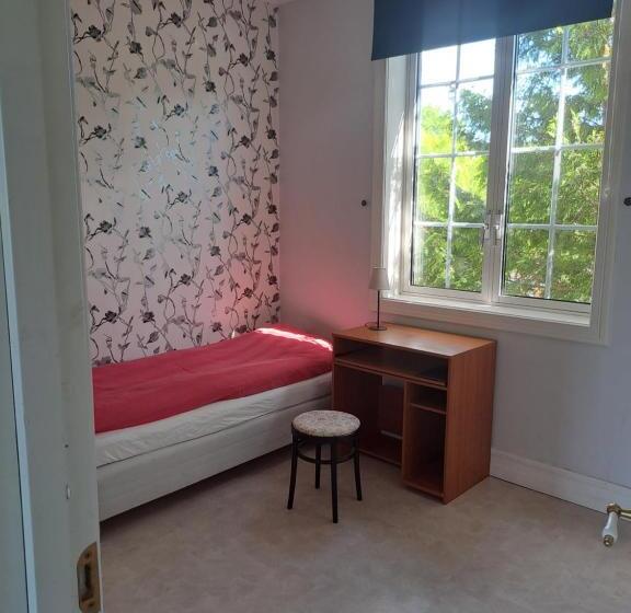 غرفة قياسية فردية حمام مشترك, Semester Hem 2 Storvik