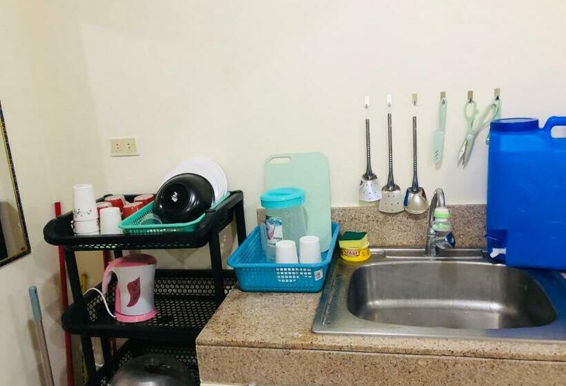 آپارتمان 1 خوابه با چشمانداز استخر, Andrielle S Place 508