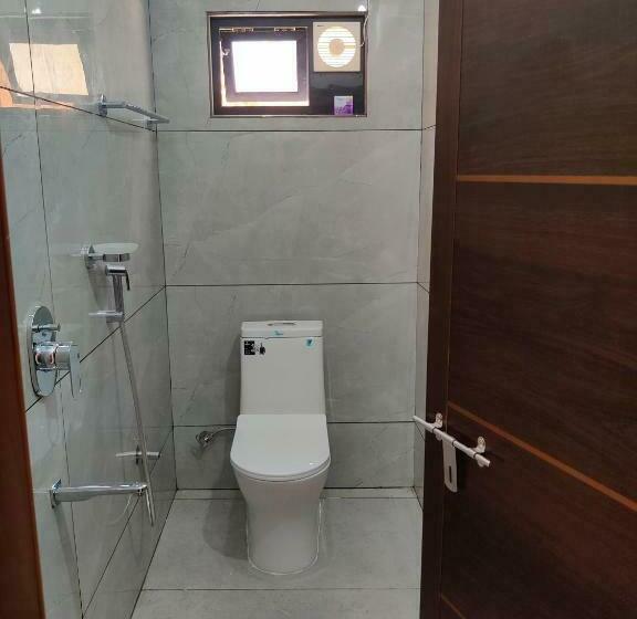 マウンテンビュースイート, Edenvilla