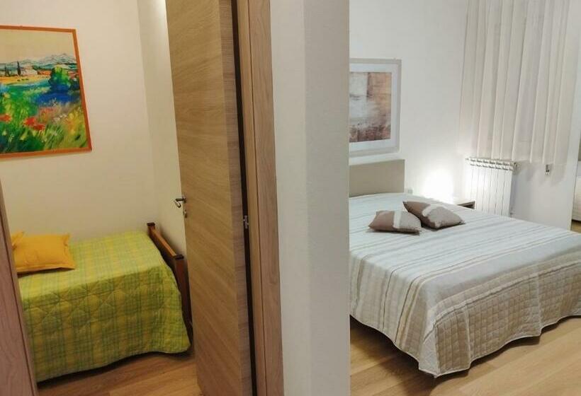 스탠다드 트리플 발코니 룸, Alcamo Rooms Con Garage Privato