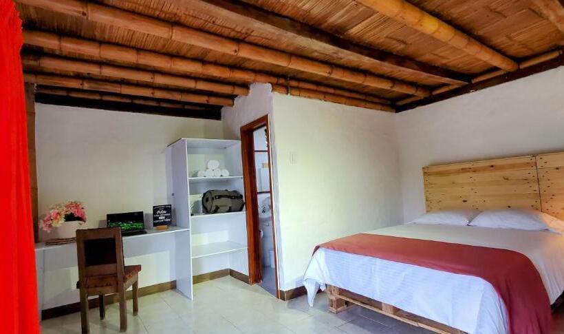 スタンダードルーム, El Gran Chaparral