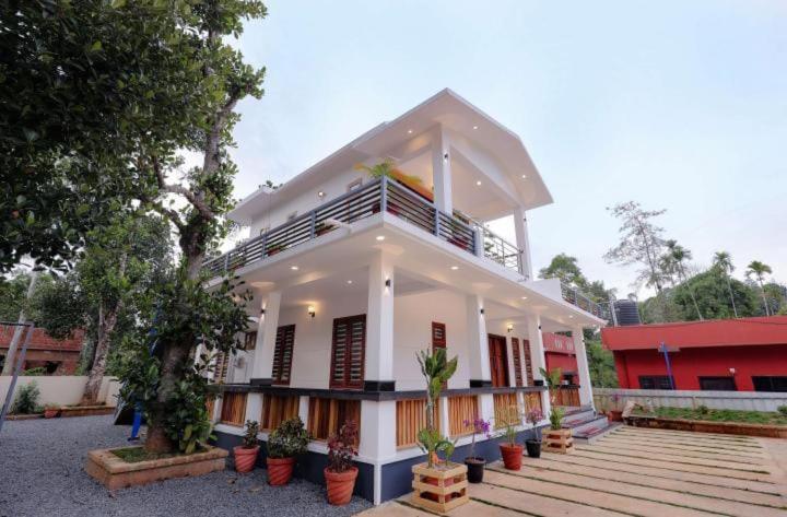 Вилла 3 Спальни, Greenfield Homestay