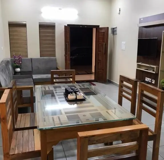 キングサイズベッドのスタンダードルーム, Greenfield Homestay