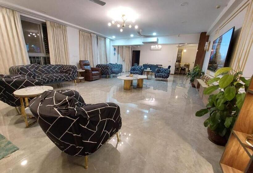 اتاق اکونومی, Royal Nest Premium