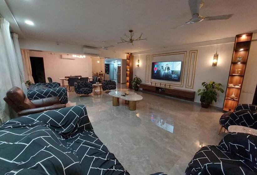 اتاق اکونومی, Royal Nest Premium