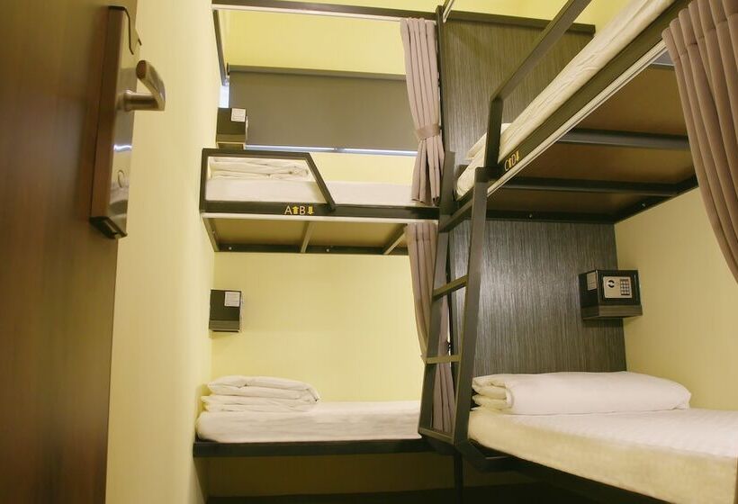 اتاق استاندارد چهارنفره با سرویس بهداشتی مشترک, Backpackers Hostel   Taipei Changchun