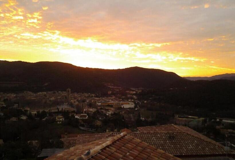 חדר משפחתי נוף לגינה, Auberge Du Mazet