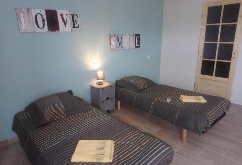 חדר סטנדרט עם טרסה, Auberge Du Mazet