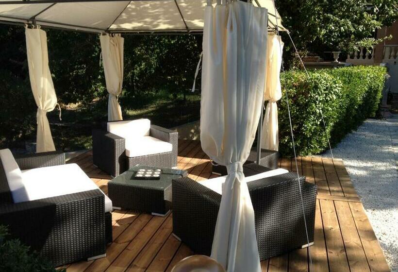 스탠다드 룸 풀장 전망, Villa Nara Chambre D Hotes