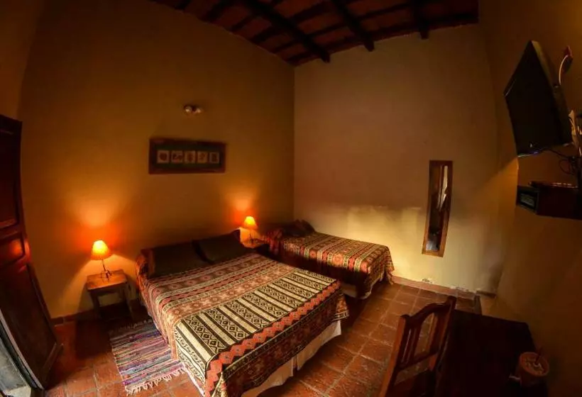 スーペリアトリプルルーム, Casagrande Hotel De Adobe