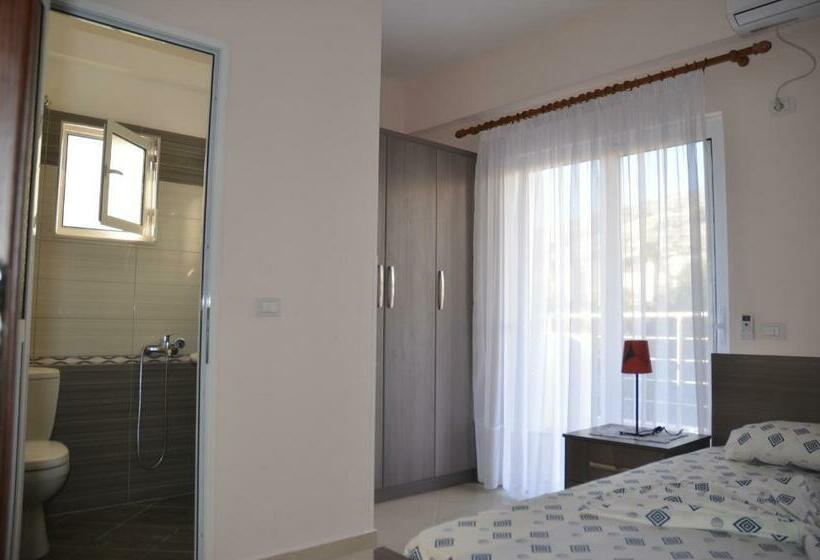 Triple Room Sea View, Erioni