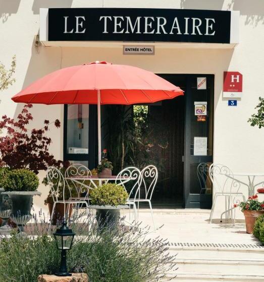 غرفة عائلية, Le Temeraire