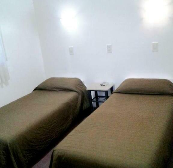 غرفة قياسية, Milena