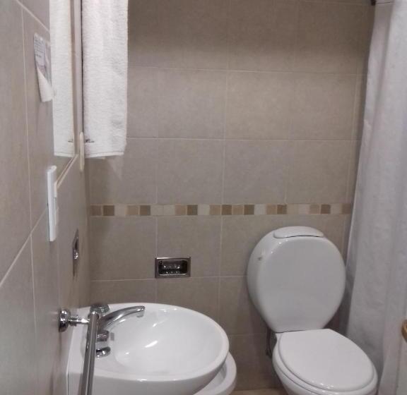 شقة غرفة واحدة, Milena