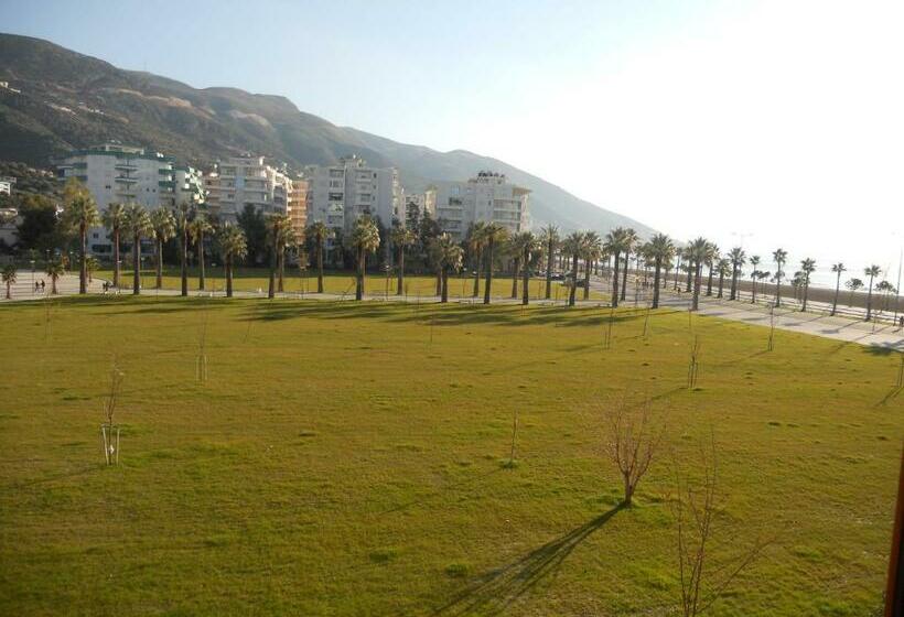 חדר סופריור, Onorato