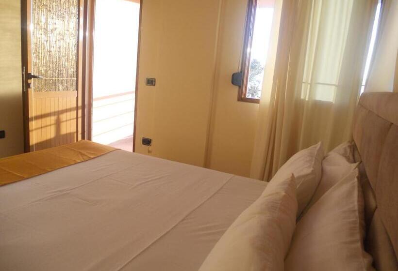 דירת חדר סופריור, Onorato