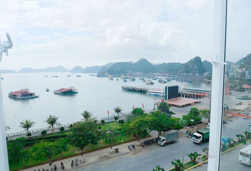 اتاق اجرایی سه نفره, Phu Thanh Sea View