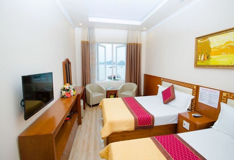 اتاق اجرایی سه نفره, Phu Thanh Sea View