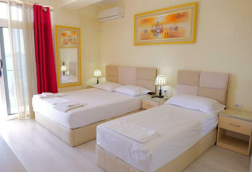 اتاق کلاسیک سه تخته, Republika