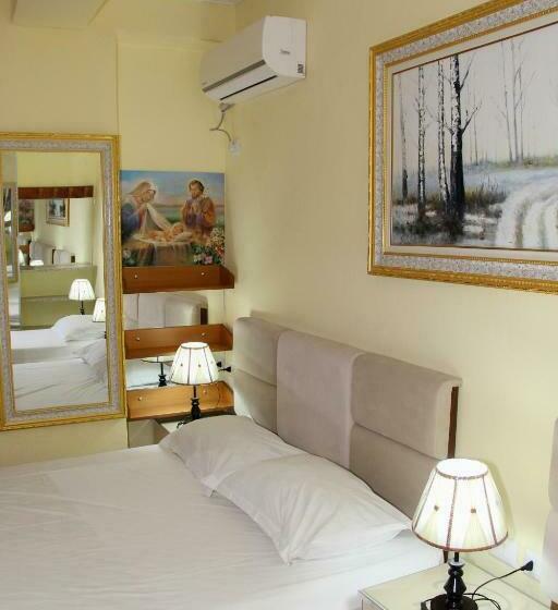 اتاق استاندارد با چشم‌انداز دریا, Republika