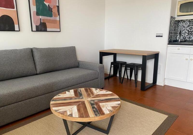 标准间, Royal Gold