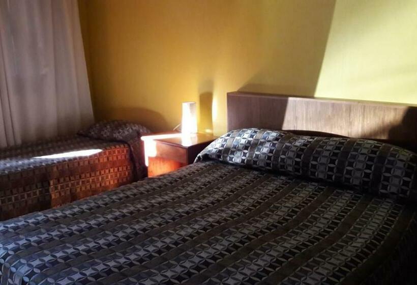 חדר דלוקס לשלושה, Un Lugar Hotel Cabañas