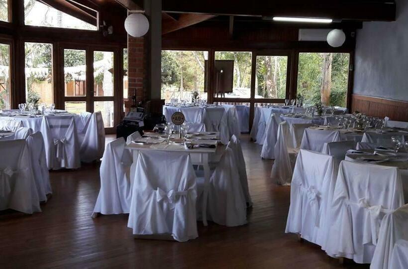 חדר דלוקס לשלושה, Un Lugar Hotel Cabañas