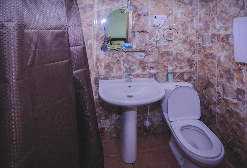 اتاق استاندارد با چشم‌انداز دریا, Marshal Resort Kobuleti