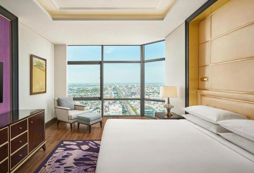 اتاق استاندارد با تخت بزرگ, Sheraton Can Tho