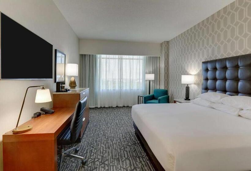带大床的豪华间, Drury Plaza Hotel Dallas Arlington