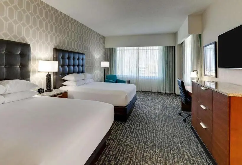 クイーンベッドのデラックスルーム, Drury Plaza Hotel Dallas Arlington