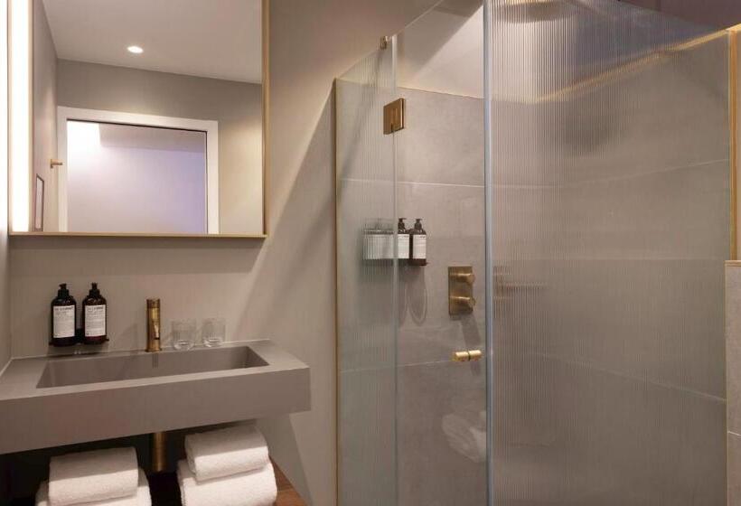 スーペリアールーム, Hôtel Pilgrim